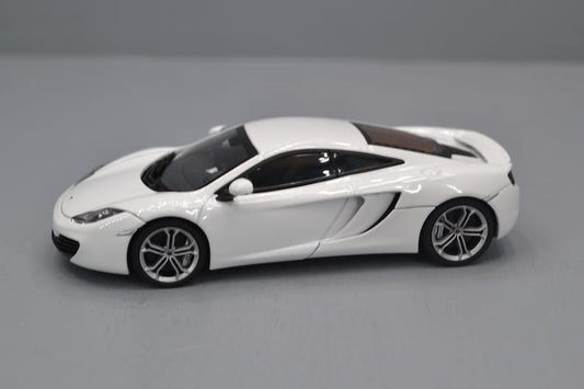 Autoart 1:18 McLaren 12C_driver_clothing_drivi.store